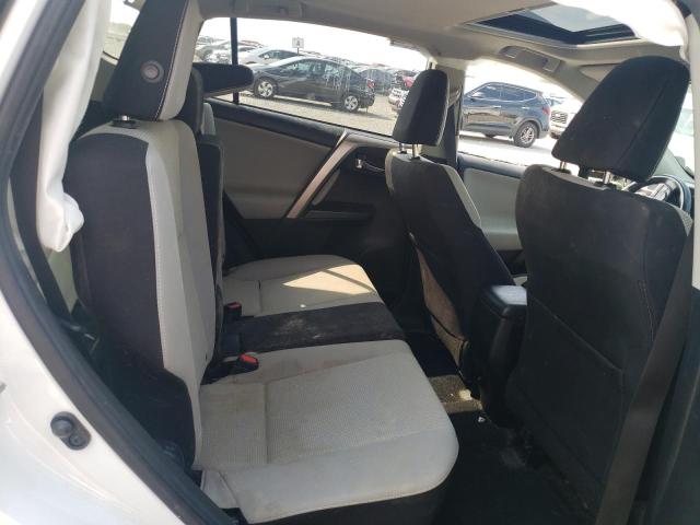 Photo 6 from auction – 2017 TOYOTA RAV4 XLE with VIN JTMWFREV4HD105016
