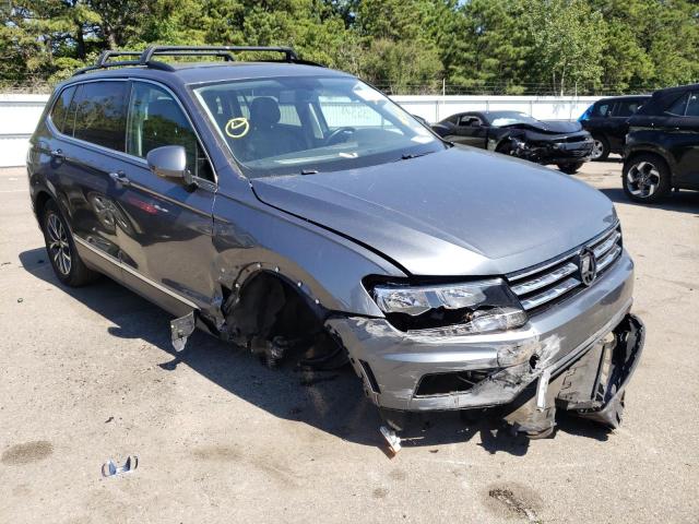 VOLKSWAGEN TIGUAN 2018 with VIN 3VV2B7AX0JM215577 - Photo from auction