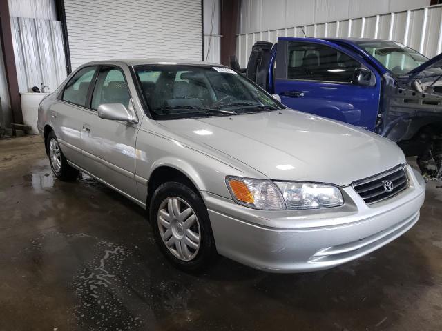 TOYOTA CAMRY LE 2000 with VIN 4T1BF22K8YU112952 - Photo from auction