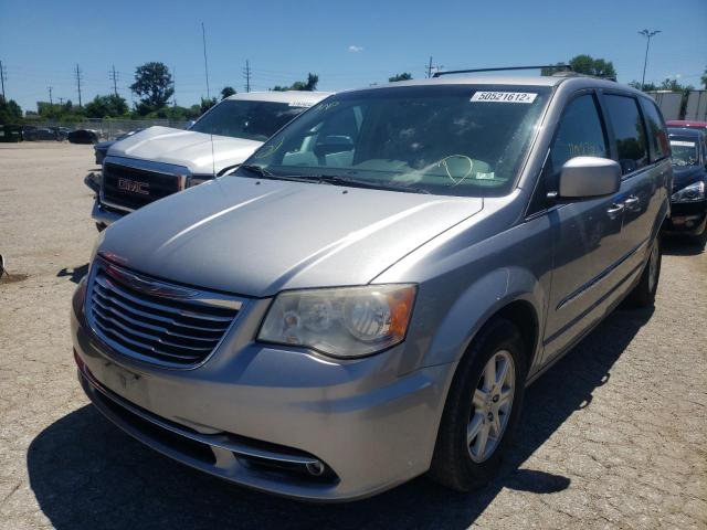 Photo 2 from auction – 2013 CHRYSLER TOWN & COU with VIN 2C4RC1BG2DR577204