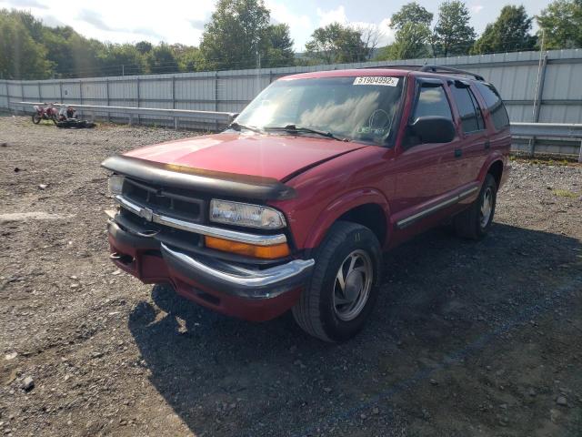 Photo 2 from auction – 2000 CHEVROLET BLAZER with VIN 1GNDT13W4Y2240156