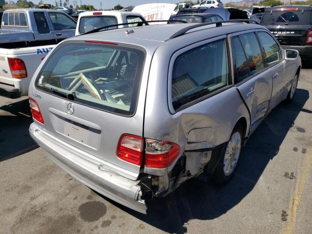 Photo 4 from auction – 2001 MERCEDES-BENZ E 320 with VIN WDBJH65JX1B276451