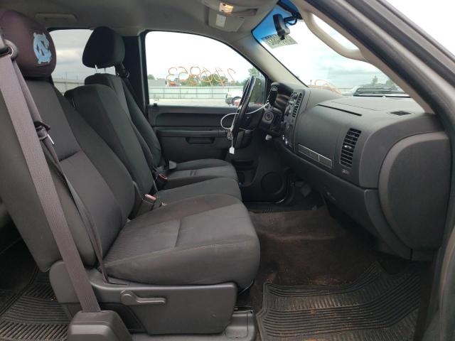 Photo 5 from auction – 2013 CHEVROLET SILVERADO with VIN 1GCRKSE76DZ380613