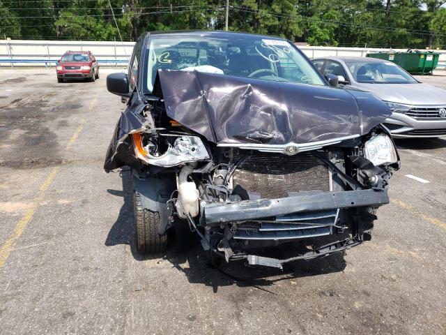 Photo 9 from auction – 2010 CHRYSLER TOWN & COU with VIN 2A4RR4DEXAR241849