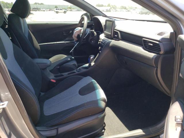 Photo 5 from auction – 2020 HYUNDAI VELOSTER B with VIN KMHTG6AF2LU029698