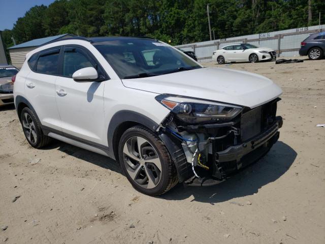 HYUNDAI TUCSON LIM 2017 with VIN KM8J33A28HU560068 - Photo from auction