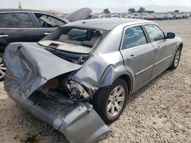 Photo 4 from auction – 2007 CHRYSLER 300 with VIN 2C3KA53G57H794905