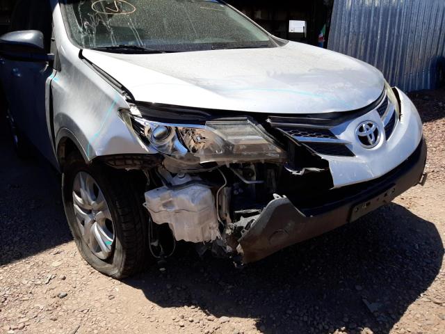 Photo 9 from auction – 2015 TOYOTA RAV4 LE with VIN JTMBFREV7FJ025691