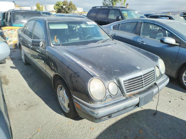 MERCEDES-BENZ E 420 1997 with VIN WDBJF72F6VA399039 - Photo from auction