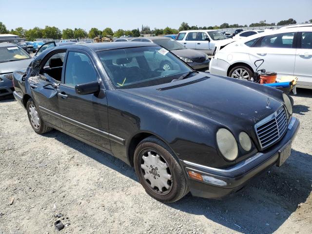 MERCEDES-BENZ E 320 1998 with VIN WDBJF65F8WA452525 - Photo from auction