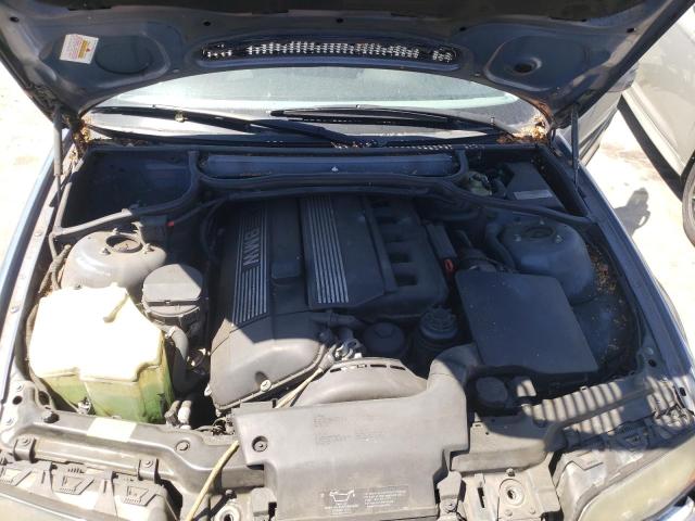 Photo 7 from auction – 2001 BMW 325 I with VIN WBAAV33431FU84649