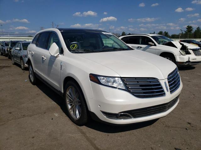 LINCOLN MKT 2018 with VIN 2LMHJ5AT9JBL02117 - Photo from auction