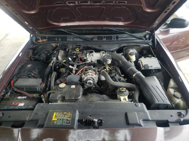 Photo 7 from auction – 2006 FORD CROWN VICT with VIN 2FAFP71W16X143640