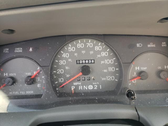 Photo 8 from auction – 2003 MERCURY GRAND MARQ with VIN 2MEFM75W63X710478