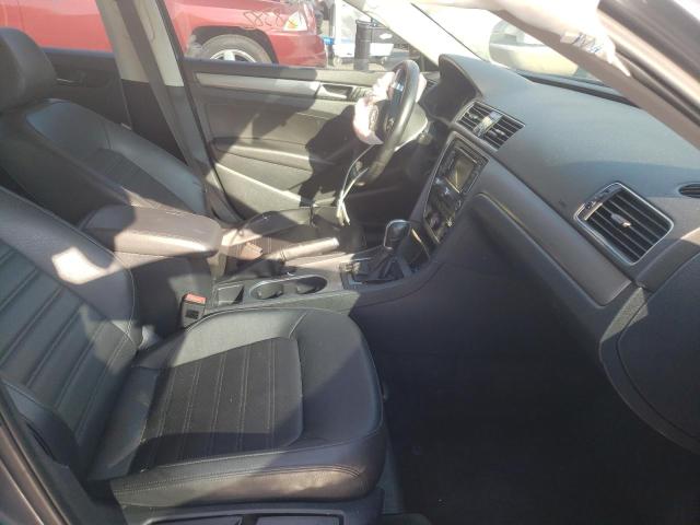 Photo 5 from auction – 2015 VOLKSWAGEN PASSAT SE with VIN 1VWBS7A38FC120086