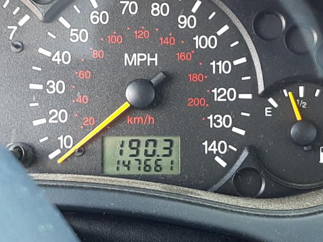 Photo 8 from auction – 2000 FORD FOCUS SE with VIN 1FAFP3435YW347883