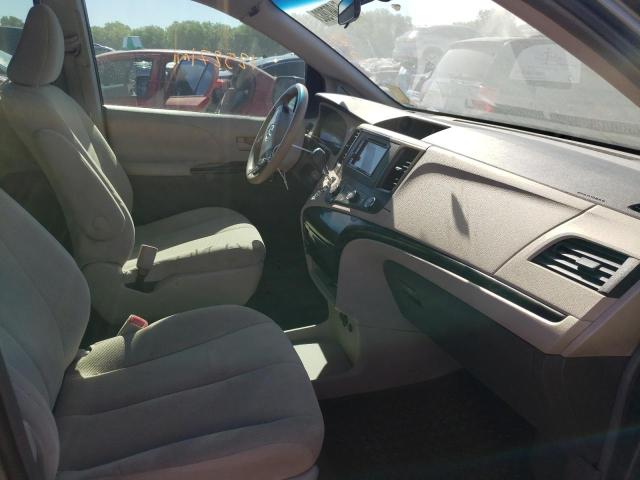 Photo 5 from auction – 2011 TOYOTA SIENNA with VIN 5TDZK3DC1BS104651