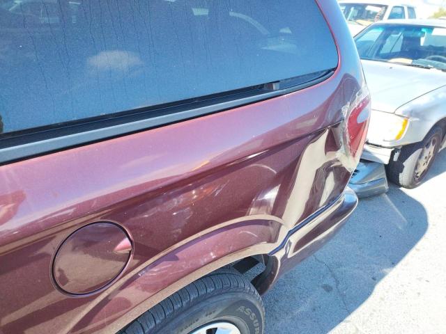 Photo 9 from auction – 2002 DODGE GRAND CARA with VIN 2B8GP44302R531595