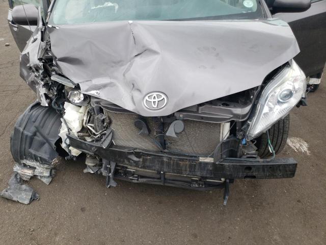 Photo 7 from auction – 2013 TOYOTA SIENNA LE with VIN 5TDKK3DC5DS328185