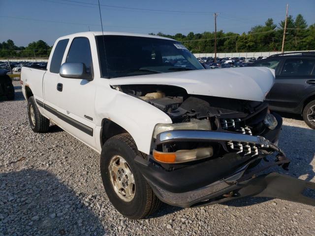 CHEVROLET SILVERADO 2000 with VIN 1GCEK19T1YE112355 - Photo from auction