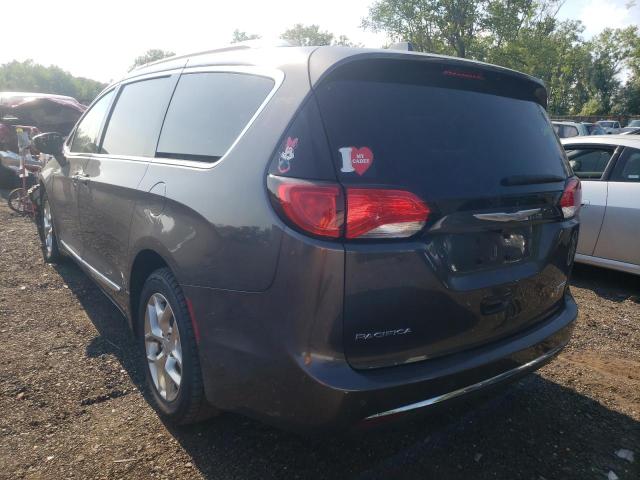 Photo 3 from auction – 2017 CHRYSLER PACIFICA L with VIN 2C4RC1GGXHR635977
