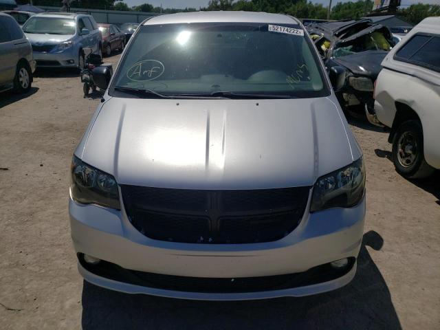 Photo 9 from auction – 2011 DODGE GRAND CARA with VIN 2D4RN4DG5BR690864