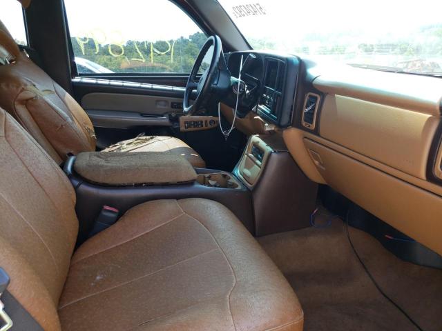 Photo 5 from auction – 2000 CHEVROLET SUBURBAN with VIN 3GNFK16T4YG132883