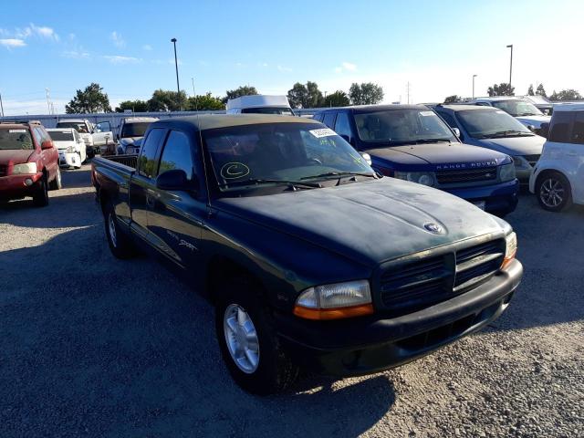 DODGE DAKOTA 2000 with VIN 1B7FL22P8YS766937 - Photo from auction