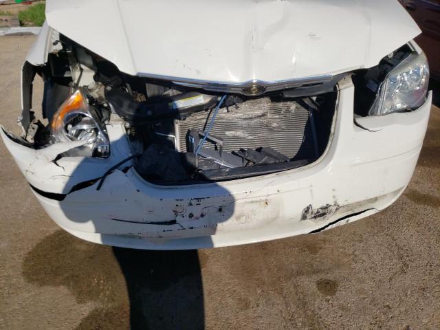 Photo 9 from auction – 2009 CHRYSLER TOWN & COU with VIN 2A8HR44EX9R529974