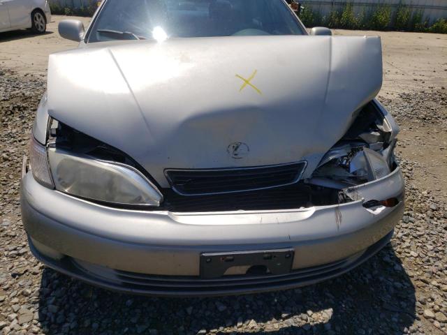 Photo 9 from auction – 1998 LEXUS ES 300 with VIN JT8BF28G4W5017835
