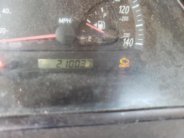 Photo 8 from auction – 2004 TOYOTA CAMRY LE with VIN 4T1BE32K44U883475