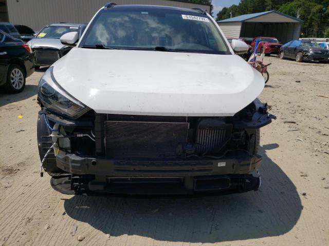 Photo 9 from auction – 2017 HYUNDAI TUCSON LIM with VIN KM8J33A28HU560068