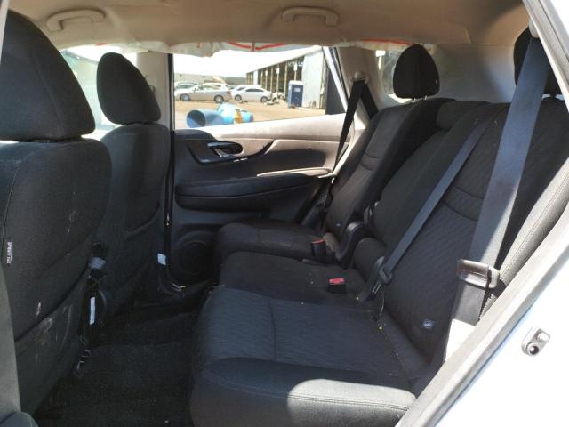 Photo 6 from auction – 2017 NISSAN ROGUE S with VIN 5N1AT2MT0HC823481