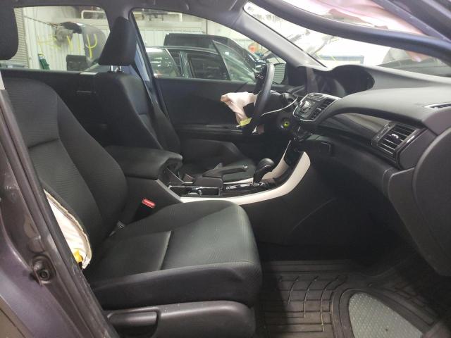 Photo 5 from auction – 2016 HONDA ACCORD with VIN 1HGCR2F37GA021045