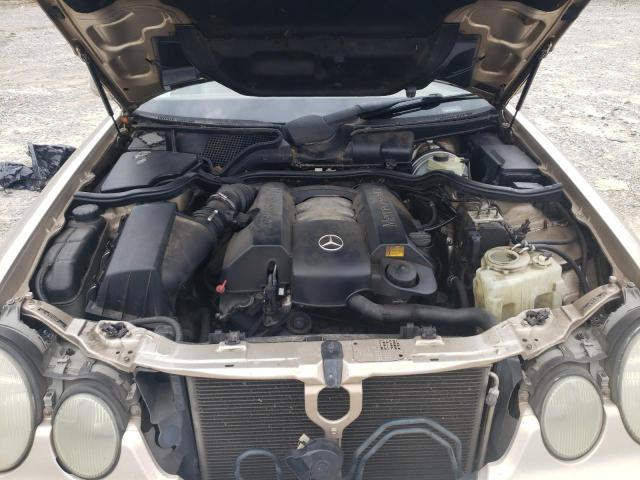 Photo 7 from auction – 2000 MERCEDES-BENZ E 320 with VIN WDBJF65J6YB051783