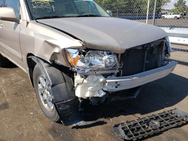 Photo 9 from auction – 2004 TOYOTA HIGHLANDER with VIN JTEGP21A540040430