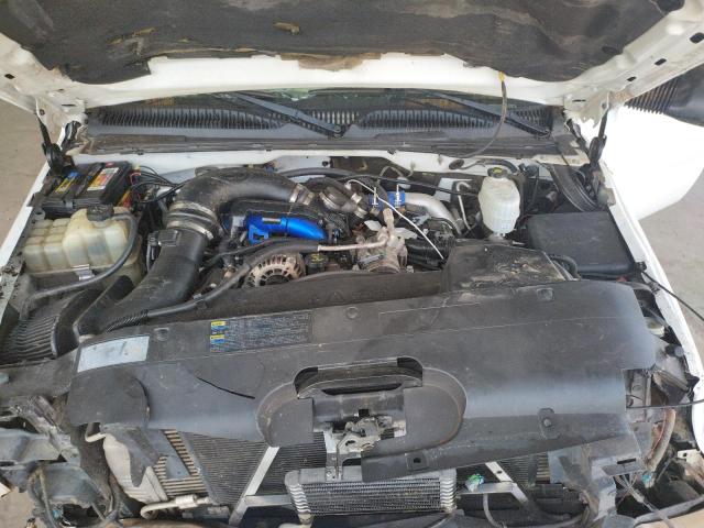 Photo 7 from auction – 2004 CHEVROLET SILVERADO with VIN 1GCHK232X4F195355