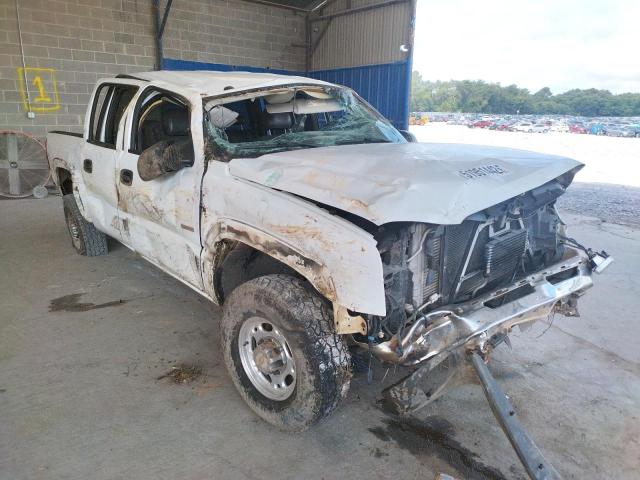 CHEVROLET SILVERADO 2004 with VIN 1GCHK232X4F195355 - Photo from auction