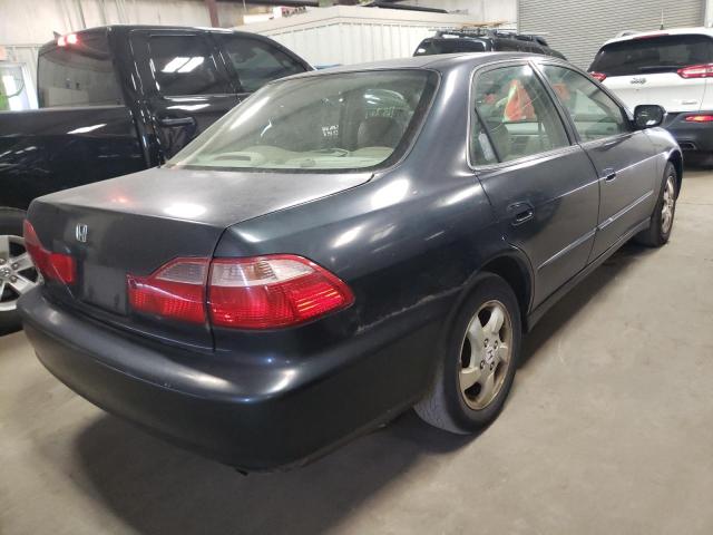 Photo 4 from auction – 2000 HONDA ACCORD with VIN 1HGCG6683YA013082