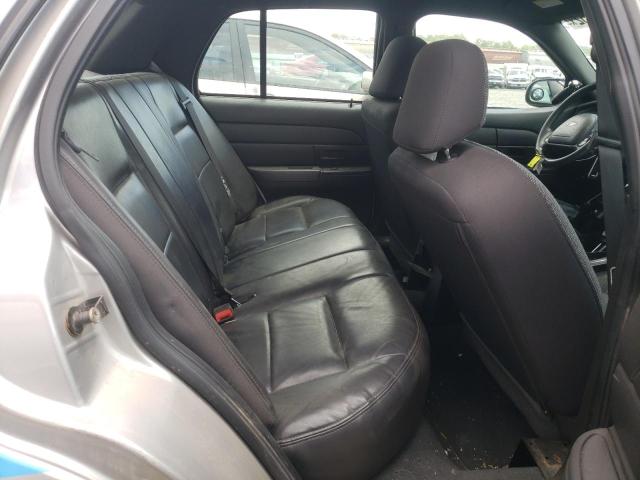 Photo 6 from auction – 2004 FORD CROWN VICT with VIN 2FAFP71W44X100746