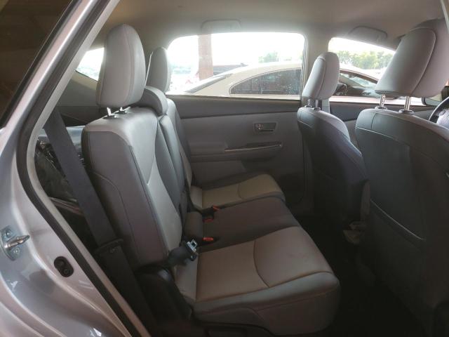 Photo 6 from auction – 2015 TOYOTA PRIUS V with VIN JTDZN3EU2FJ024180