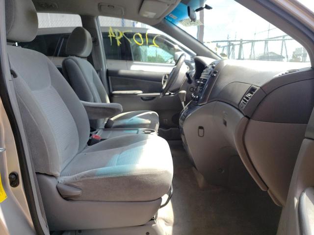 Photo 5 from auction – 2010 TOYOTA SIENNA CE with VIN 5TDKK4CC9AS304927