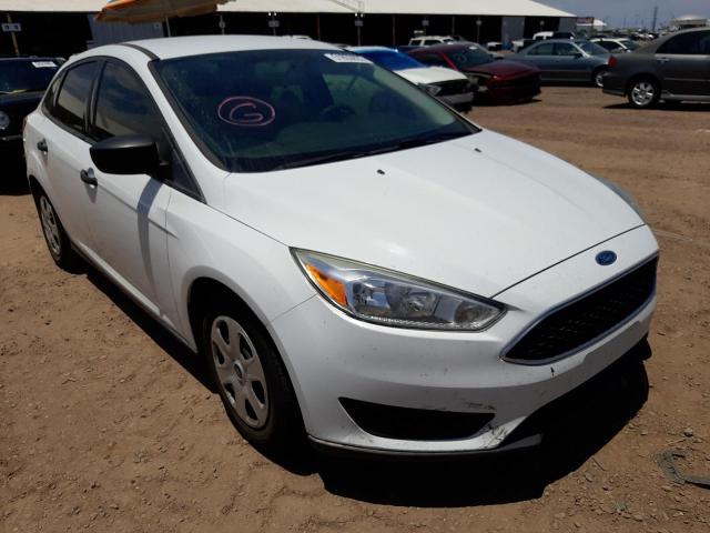 FORD FOCUS S 2016 with VIN 1FADP3E21GL230492 - Photo from auction