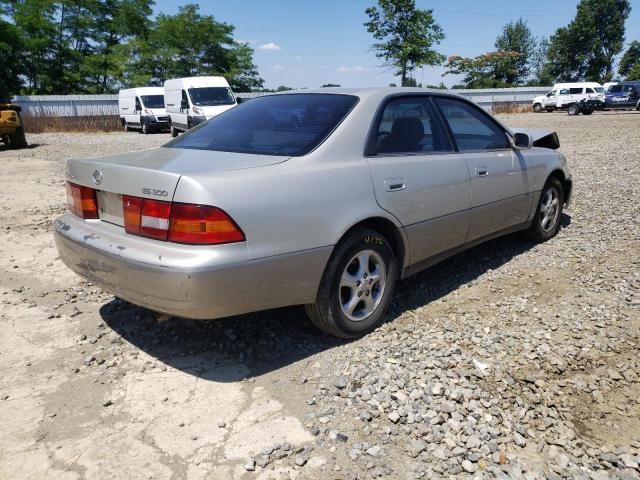 Photo 4 from auction – 1998 LEXUS ES 300 with VIN JT8BF28G4W5017835