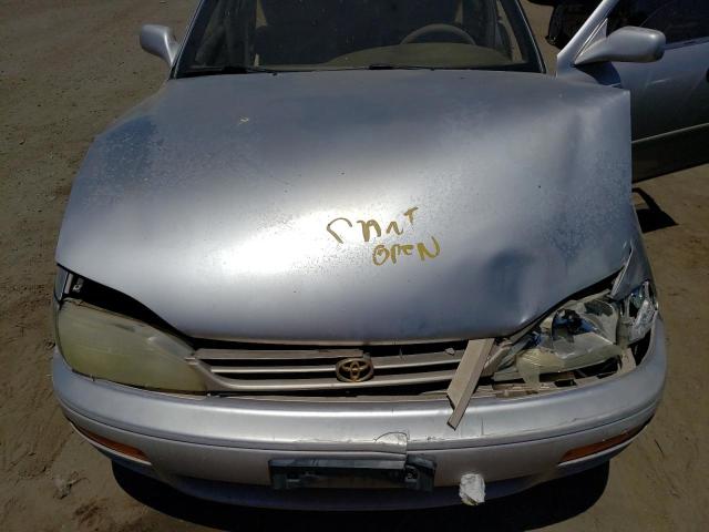 Photo 7 from auction – 1995 TOYOTA CAMRY LE with VIN JT2SK12E5S0333775