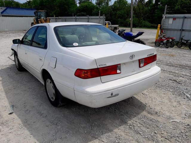 Photo 3 from auction – 2000 TOYOTA CAMRY CE with VIN 4T1BG22K7YU979983