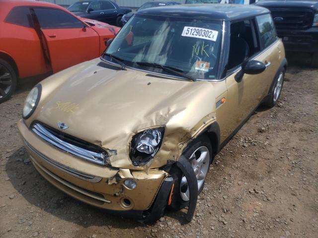 Photo 2 from auction – 2005 MINI COOPER with VIN WMWRC33455TC56283
