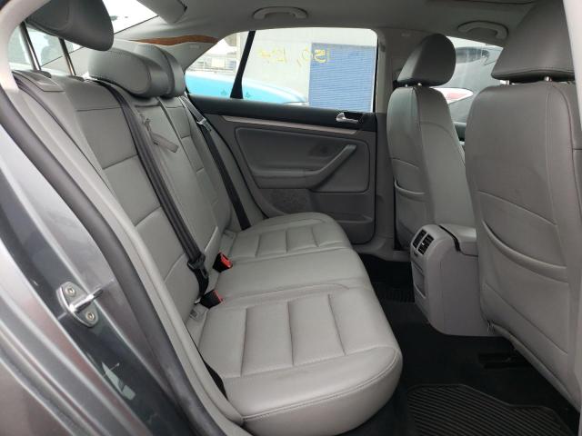 Photo 6 from auction – 2007 VOLKSWAGEN JETTA WOLF with VIN 3VWEG71K77M201909