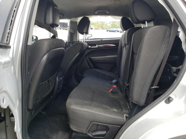 Photo 6 from auction – 2015 KIA SORENTO LX with VIN 5XYKT4A65FG636474