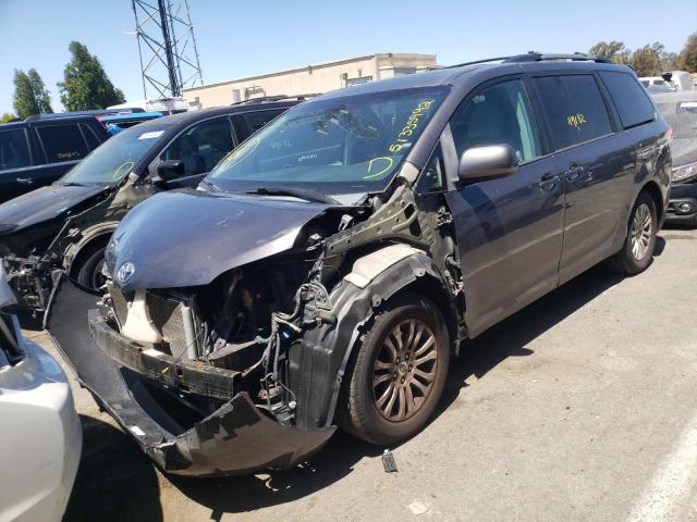 Photo 2 from auction – 2011 TOYOTA SIENNA XLE with VIN 5TDYK3DC2BS007020